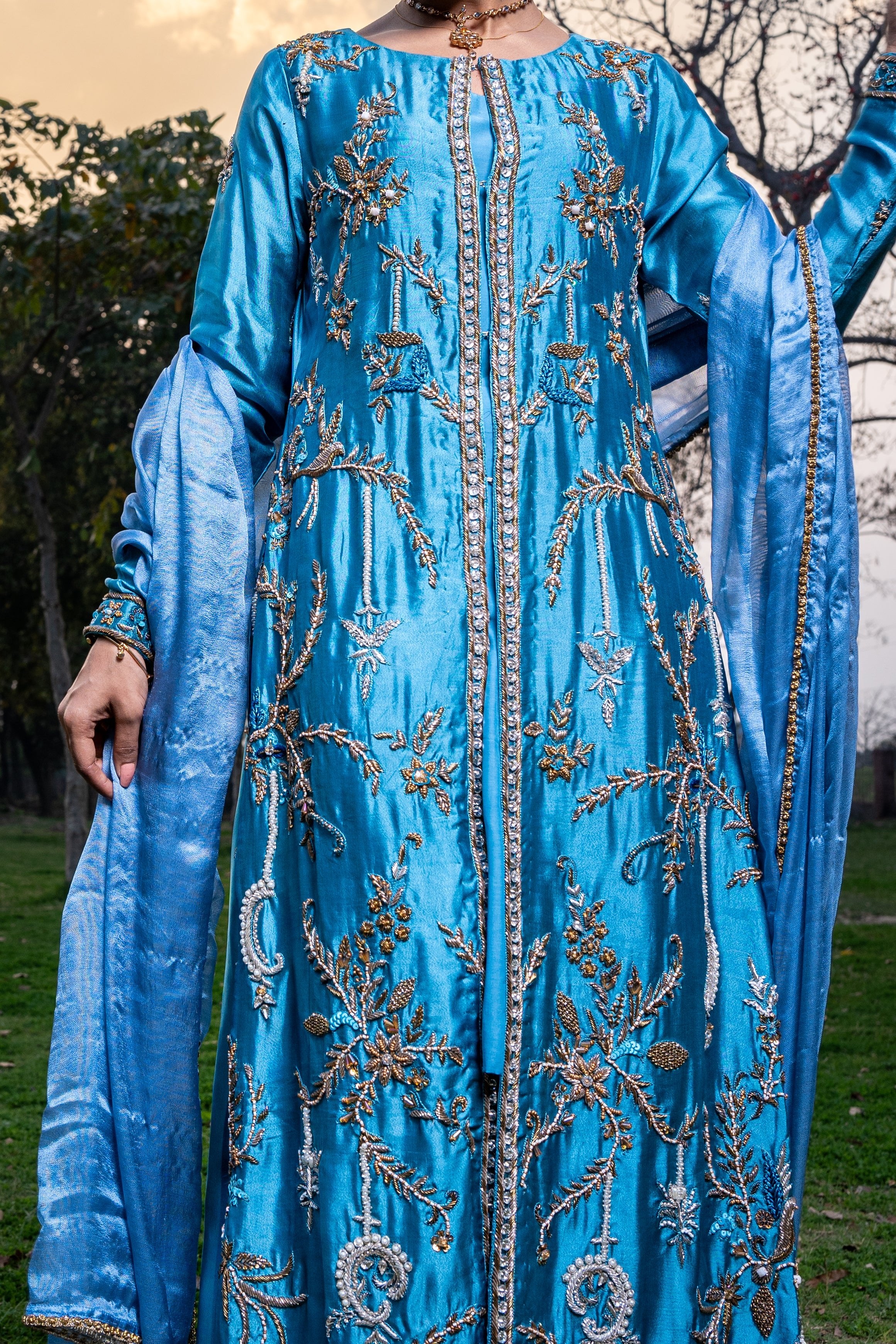 Lavish Layer - Ravish